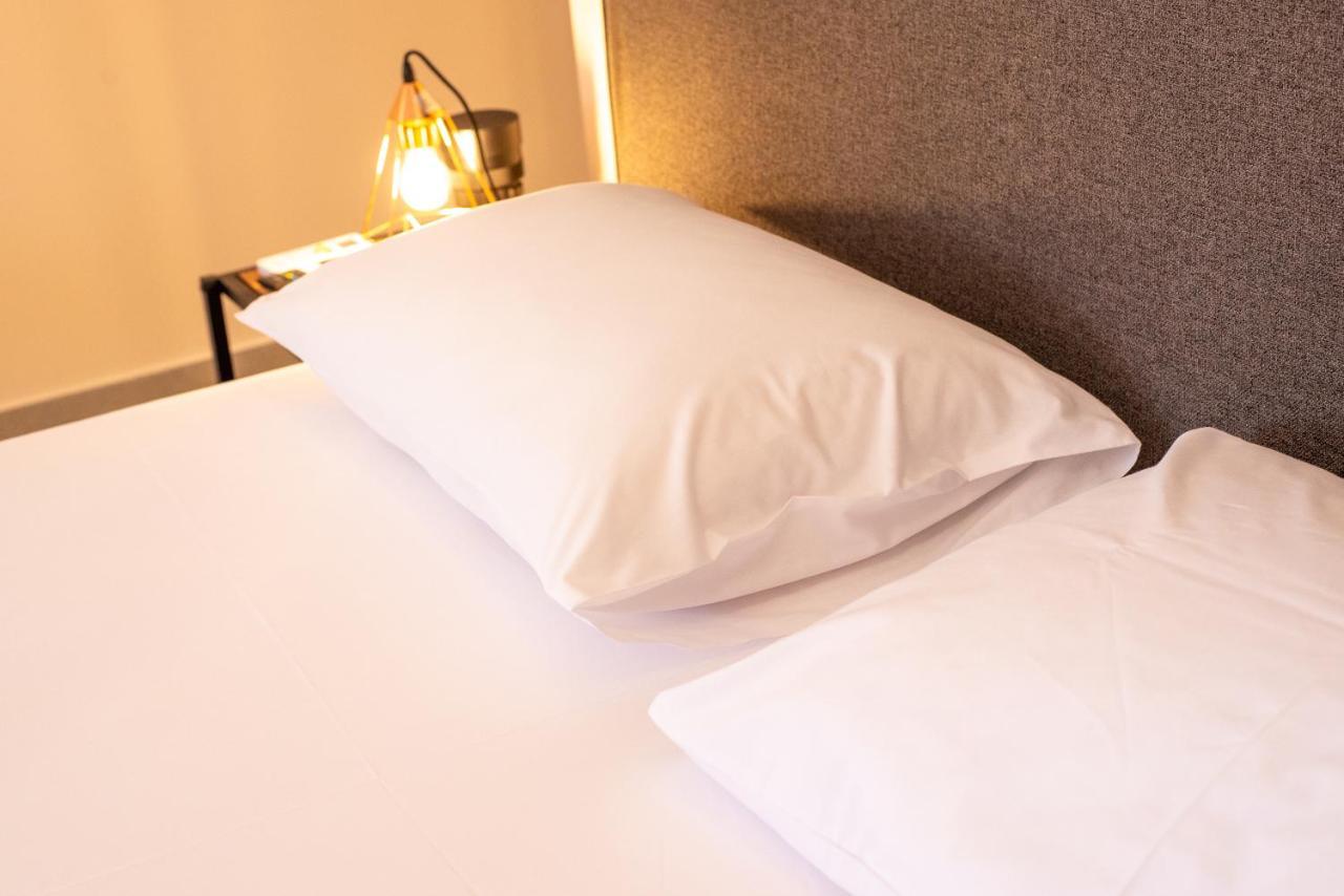 Mini Suites Near Athen'S Airport Free Shuttle From And To Athen'S Airport Spáta Exterior foto